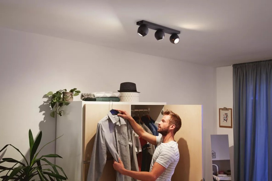 Smartes Licht Philips Hue | Buckram Dreierspot Schwarz + Dimmschalter